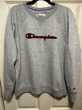 XXL Champion Crewneck Sweatshirt
